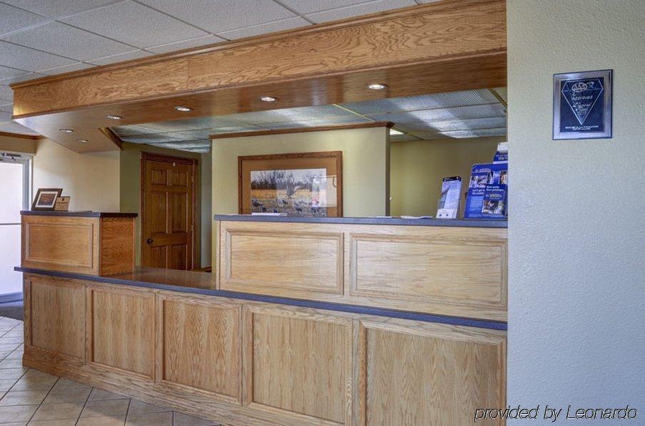 Boarders Inn & Suites - Kearney Interior photo